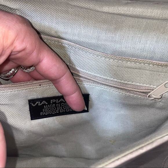 Via Piaggi purse/bag off white snake-skin crossbody top flap closure - Picture 7 of 11